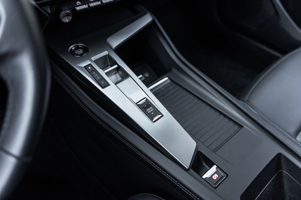 Peugeot 408 1.2 PureTech Allure Aut. | GARANTIE | Carplay