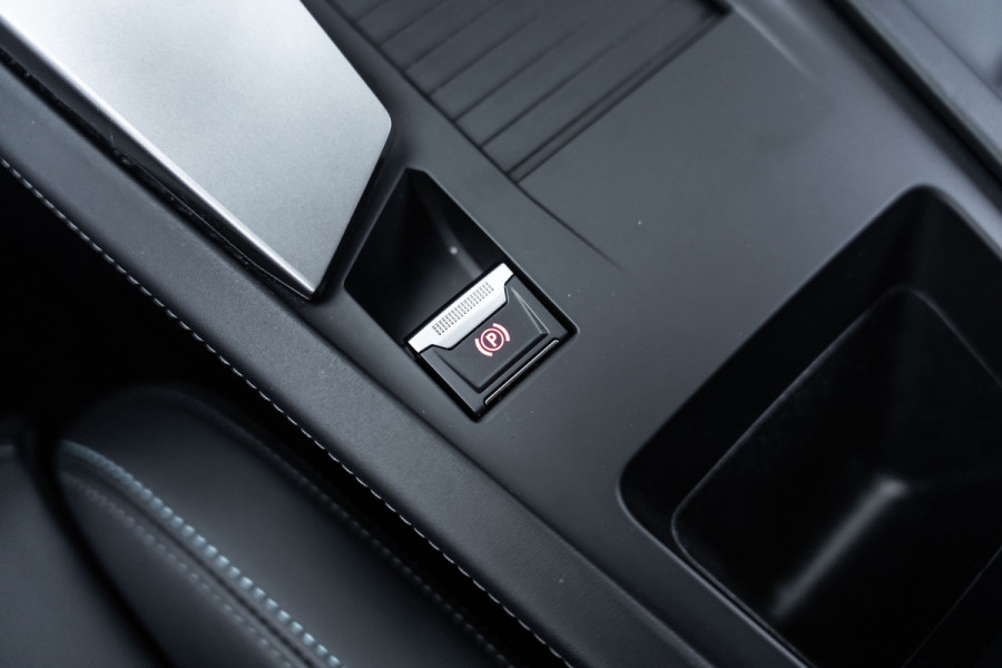 Peugeot 408 1.2 PureTech Allure Aut. | GARANTIE | Carplay