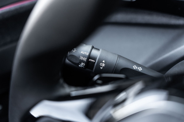 Peugeot 408 1.2 PureTech Allure Aut. | GARANTIE | Carplay