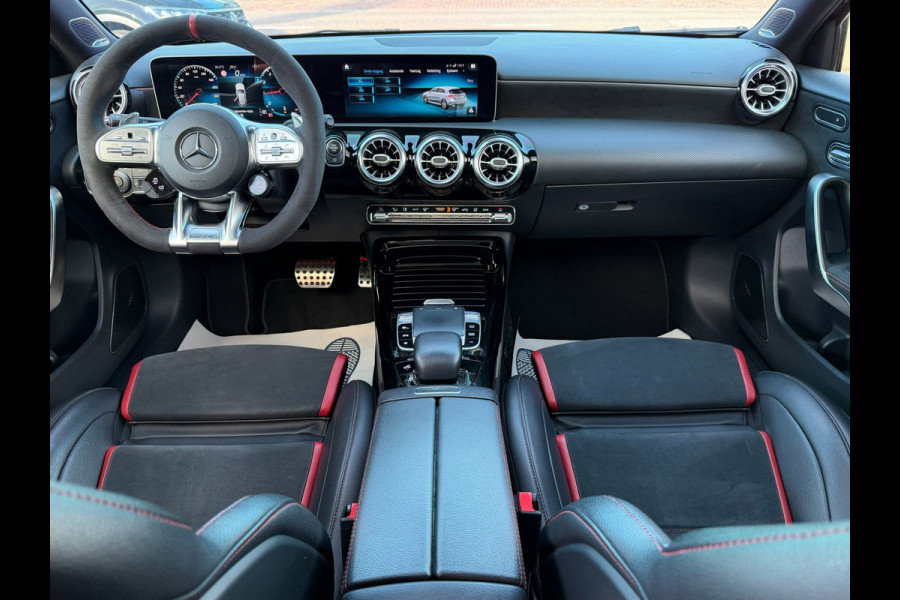 Mercedes-Benz A-Klasse AMG 35 4MATIC Edition 1