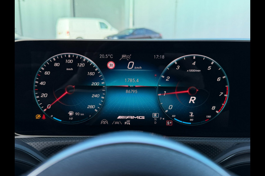Mercedes-Benz A-Klasse AMG 35 4MATIC Edition 1