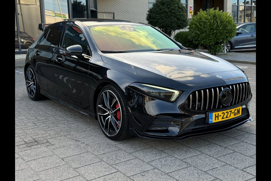 Mercedes-Benz A-Klasse AMG 35 4MATIC Edition 1
