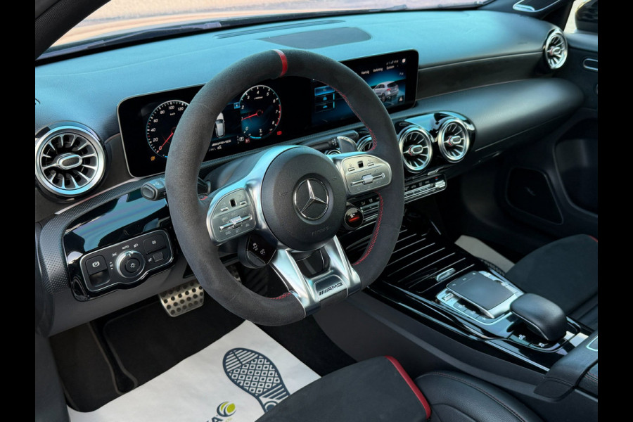 Mercedes-Benz A-Klasse AMG 35 4MATIC Edition 1