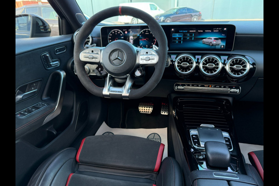 Mercedes-Benz A-Klasse AMG 35 4MATIC Edition 1