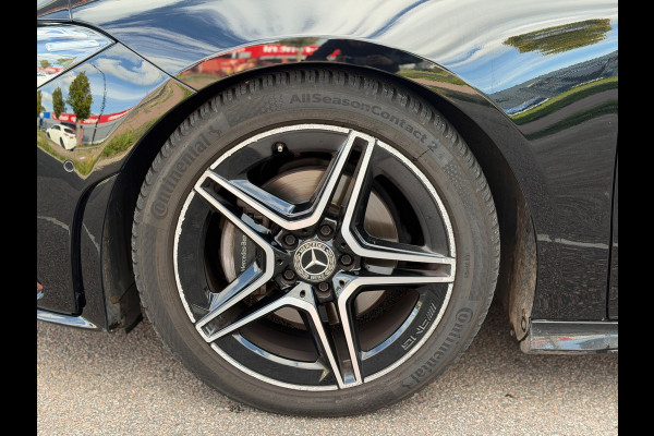 Mercedes-Benz CLA-Klasse 180 AMG | Pano | Memory | Sfeer | Camera