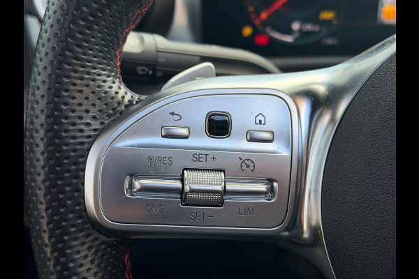 Mercedes-Benz CLA-Klasse 180 AMG | Pano | Memory | Sfeer | Camera