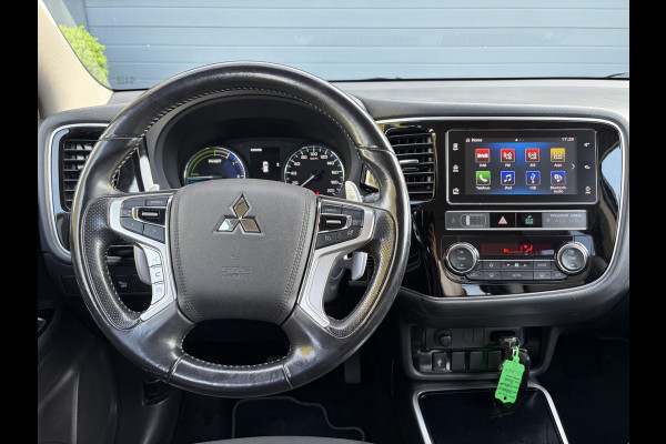 Mitsubishi Outlander 2.4 PHEV Intense ✓1e Eigenaar✓Trakhaak✓SOH 67%✓Carplay✓Camera✓Alcantara-Leder✓Stoelverw-Stoelverkoeling✓Clima✓Cruise✓Pdc V+A✓Keyless✓Net beurt gehad✓18" Lmv✓N.A.P✓Apk tot 10-2027
