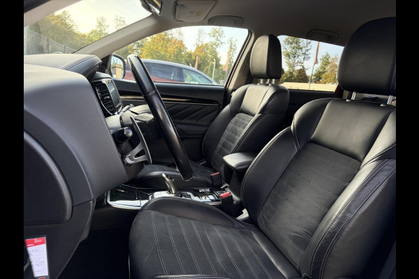Mitsubishi Outlander 2.4 PHEV Intense ✓1e Eigenaar✓Trakhaak✓SOH 67%✓Carplay✓Camera✓Alcantara-Leder✓Stoelverw-Stoelverkoeling✓Clima✓Cruise✓Pdc V+A✓Keyless✓Net beurt gehad✓18" Lmv✓N.A.P✓Apk tot 10-2027