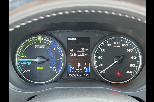 Mitsubishi Outlander 2.4 PHEV Intense ✓1e Eigenaar✓Trakhaak✓SOH 67%✓Carplay✓Camera✓Alcantara-Leder✓Stoelverw-Stoelverkoeling✓Clima✓Cruise✓Pdc V+A✓Keyless✓Net beurt gehad✓18" Lmv✓N.A.P✓Apk tot 10-2027