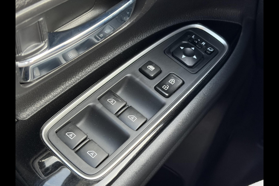 Mitsubishi Outlander 2.4 PHEV Intense ✓1e Eigenaar✓Trakhaak✓SOH 67%✓Carplay✓Camera✓Alcantara-Leder✓Stoelverw-Stoelverkoeling✓Clima✓Cruise✓Pdc V+A✓Keyless✓Net beurt gehad✓18" Lmv✓N.A.P✓Apk tot 10-2027