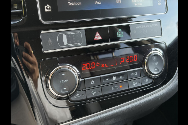 Mitsubishi Outlander 2.4 PHEV Intense ✓1e Eigenaar✓Trakhaak✓SOH 67%✓Carplay✓Camera✓Alcantara-Leder✓Stoelverw-Stoelverkoeling✓Clima✓Cruise✓Pdc V+A✓Keyless✓Net beurt gehad✓18" Lmv✓N.A.P✓Apk tot 10-2027