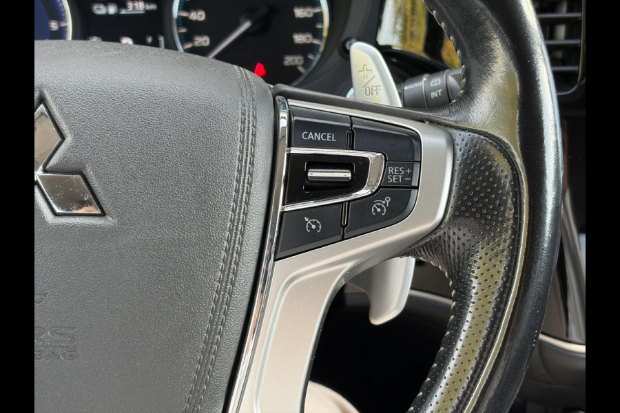 Mitsubishi Outlander 2.4 PHEV Intense ✓1e Eigenaar✓Trakhaak✓SOH 67%✓Carplay✓Camera✓Alcantara-Leder✓Stoelverw-Stoelverkoeling✓Clima✓Cruise✓Pdc V+A✓Keyless✓Net beurt gehad✓18" Lmv✓N.A.P✓Apk tot 10-2027
