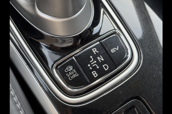 Mitsubishi Outlander 2.4 PHEV Intense ✓1e Eigenaar✓Trakhaak✓SOH 67%✓Carplay✓Camera✓Alcantara-Leder✓Stoelverw-Stoelverkoeling✓Clima✓Cruise✓Pdc V+A✓Keyless✓Net beurt gehad✓18" Lmv✓N.A.P✓Apk tot 10-2027