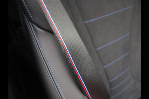 BMW iX1 eDrive20 67 kWh M SPORT EDITION *NIEUW* + TREKHAAK WEGKL. | ADAPTIVE CRUISE | 19 INCH | PREMIUM PACK
