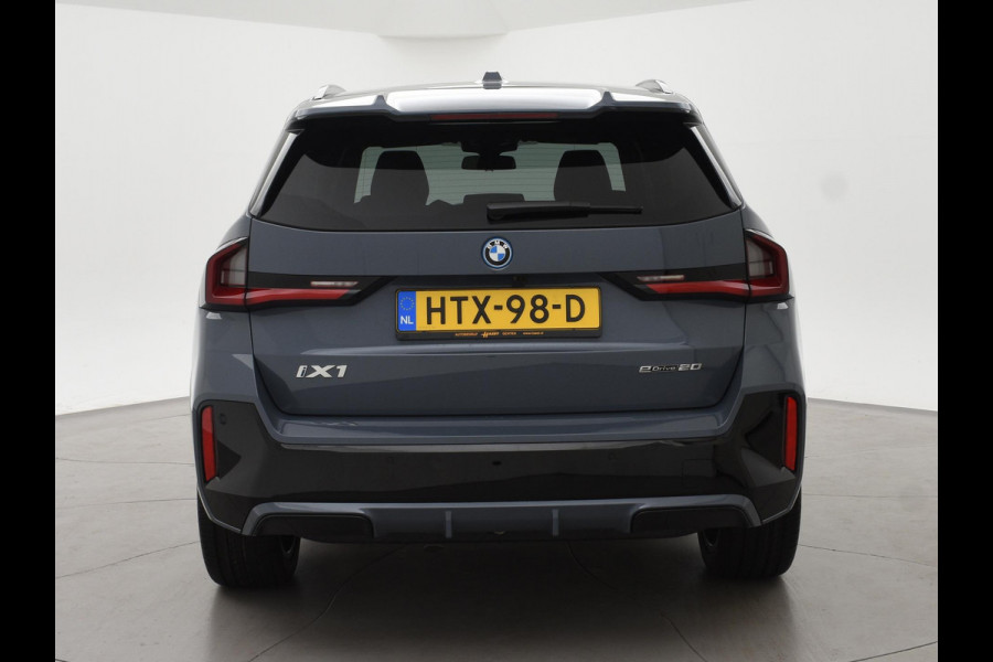 BMW iX1 eDrive20 67 kWh M SPORT EDITION *NIEUW* + PANORAMA | TREKHAAK | CAMERA | ADAPTIVE CRUISE | 19 INCH