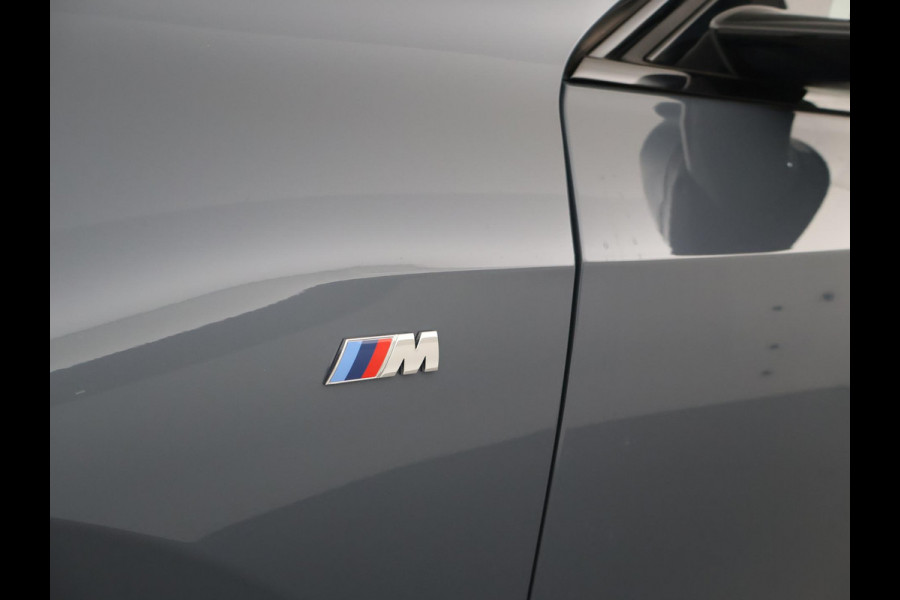 BMW iX1 eDrive20 67 kWh M SPORT EDITION *NIEUW* + PANORAMA | TREKHAAK | CAMERA | ADAPTIVE CRUISE | 19 INCH