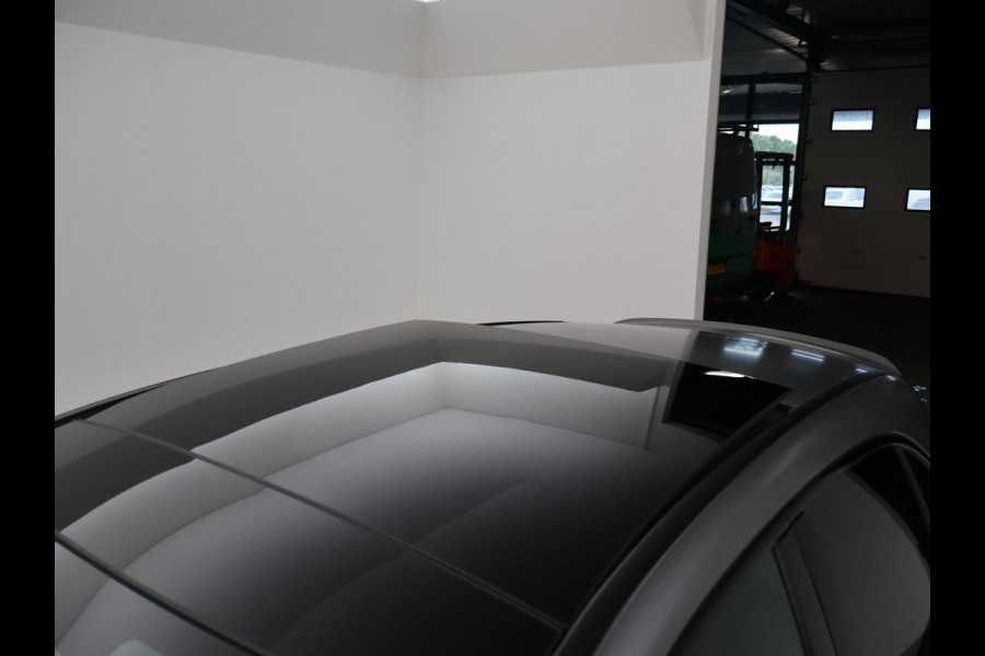 Mercedes-Benz A-Klasse AMG 35 4MATIC 306 PK ORIG. NL PANORAMA | BURMESTER | 360 CAMERA | MAGNO MOUNTAIN GRAY | PERFORMANCE SEATS
