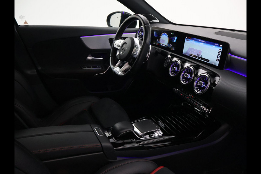 Mercedes-Benz A-Klasse AMG 35 4MATIC 306 PK ORIG. NL PANORAMA | BURMESTER | 360 CAMERA | MAGNO MOUNTAIN GRAY | PERFORMANCE SEATS