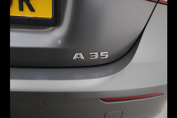 Mercedes-Benz A-Klasse AMG 35 4MATIC 306 PK ORIG. NL PANORAMA | BURMESTER | 360 CAMERA | MAGNO MOUNTAIN GRAY | PERFORMANCE SEATS
