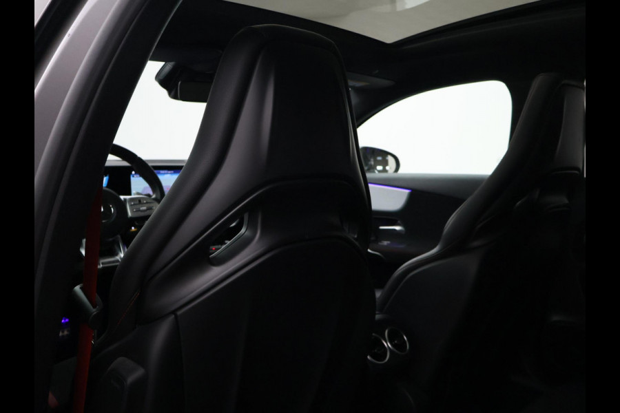 Mercedes-Benz A-Klasse AMG 35 4MATIC 306 PK ORIG. NL PANORAMA | BURMESTER | 360 CAMERA | MAGNO MOUNTAIN GRAY | PERFORMANCE SEATS