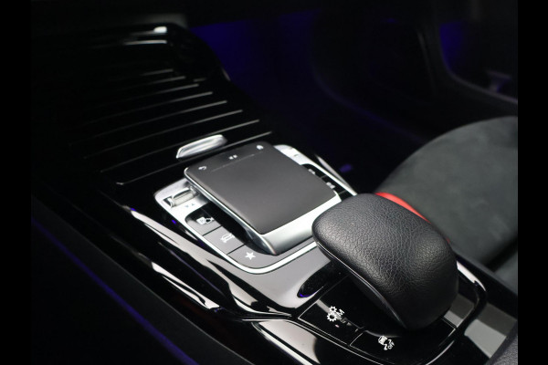 Mercedes-Benz A-Klasse AMG 35 4MATIC 306 PK ORIG. NL PANORAMA | BURMESTER | 360 CAMERA | MAGNO MOUNTAIN GRAY | PERFORMANCE SEATS
