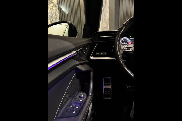Audi A3 Sportback 35 TFSI Edition One 3x S-Line|PANO|AMBI LIGHTS|MATRIX|KEYLESS