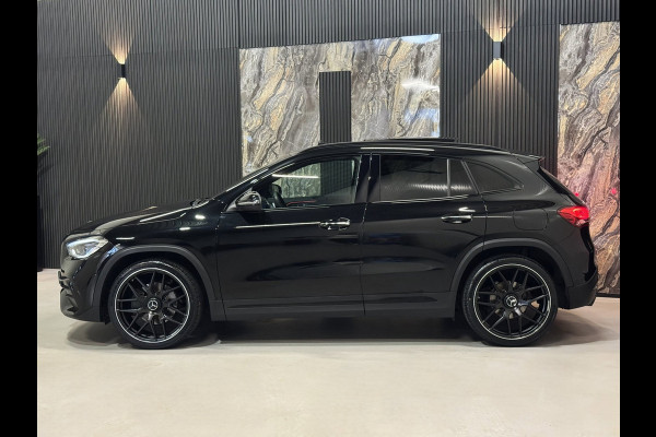 Mercedes-Benz GLA 200 AMG 45 PACK|PANO|SFEER|MEMORY|BLIND SPOT|BOMVOL!