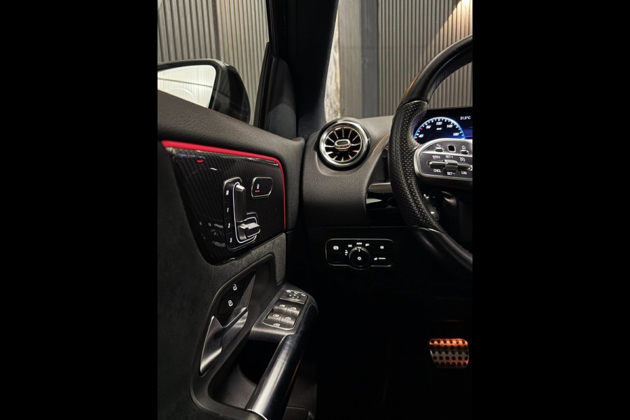 Mercedes-Benz GLA 200 AMG 45 PACK|PANO|SFEER|MEMORY|BLIND SPOT|BOMVOL!