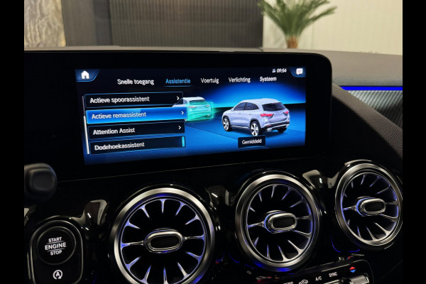 Mercedes-Benz GLA 200 AMG 45 PACK|PANO|SFEER|MEMORY|BLIND SPOT|BOMVOL!