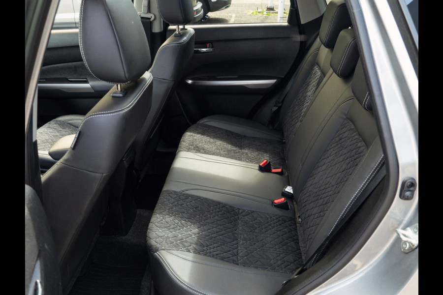 Suzuki Vitara 1.4 Boosterjet Style Smart Hybrid|Panorama|Leer