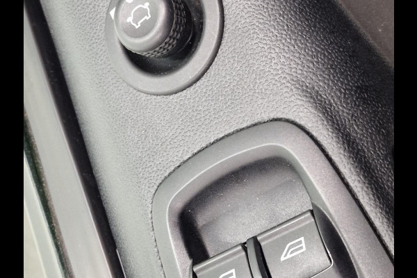 Ford Transit Custom 300 2.0 TDCI L2H1 Trend MHEV Parkeersensoren Stoelverwarming Airco Cruise Control