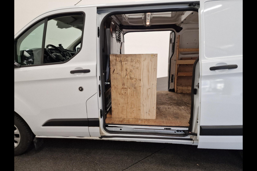 Ford Transit Custom 300 2.0 TDCI L2H1 Trend MHEV Parkeersensoren Stoelverwarming Airco Cruise Control