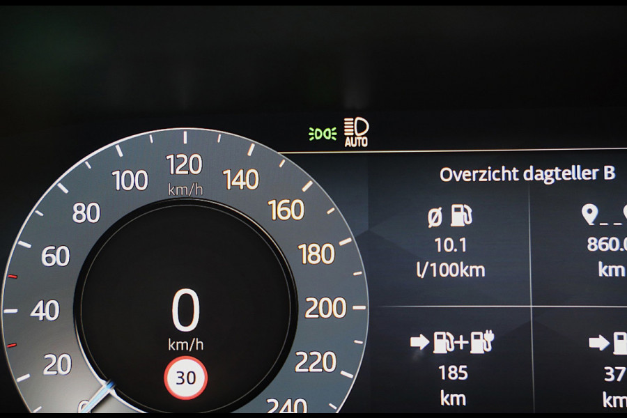Land Rover Range Rover Velar 2.0 P400e Edition / Head Up / 360 Camera / Two Tone Leder / Acc / Lane Assist / Dode Hoek / Trekhaak