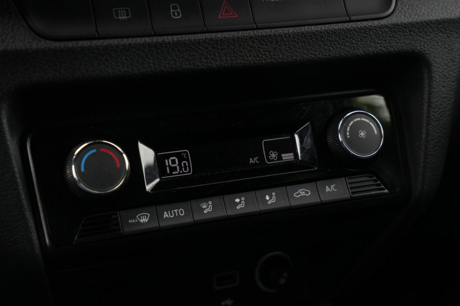 Škoda Fabia Combi 1.0 TSI Business Edition Carplay DAB+ Cruise Clima Navi 16''LM