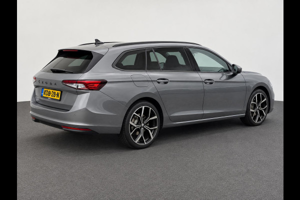 Škoda Superb Combi 1.5 TSI MHEV DSG Selection AUT. 2025 New model! Navi Carplay Full LED PDC VA+ Camera Adaptive Cruise Control 19" LM Velgen