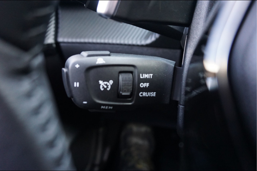 Peugeot 208 1.2 Hybrid 110 e-DCS6 Allure Cruise control adaptief/file assistent