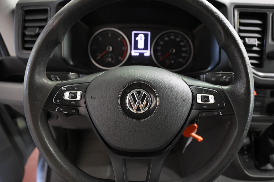 Volkswagen Crafter 2.0 TDI AUTOMAAT L3H3 LAADKLEP EN TREKHAAK