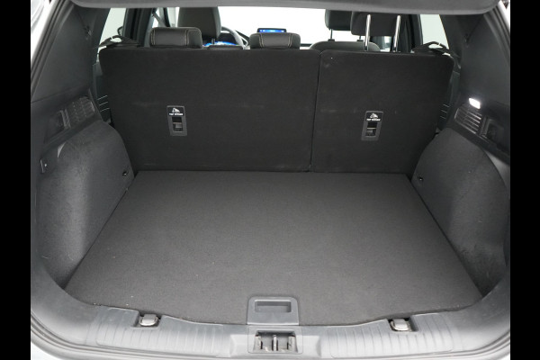 Ford Kuga 2.5 PHEV Vignale 225pk Dealer O.H. | Trekhaak Afn. | Adaptive Cruise | 360 Camera | Bang & Olufsen | Lederen Sportstoelen Memory & Verwarmd | Stuur Verwarmd | Apple Carplay | Keyless | BLIS | Navigatie | DAB | Plug In Hybrid |