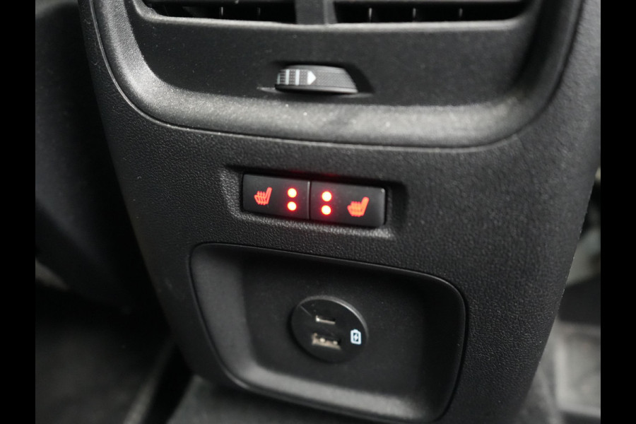 Ford Kuga 2.5 PHEV Vignale 225pk Dealer O.H. | Trekhaak Afn. | Adaptive Cruise | 360 Camera | Bang & Olufsen | Lederen Sportstoelen Memory & Verwarmd | Stuur Verwarmd | Apple Carplay | Keyless | BLIS | Navigatie | DAB | Plug In Hybrid |
