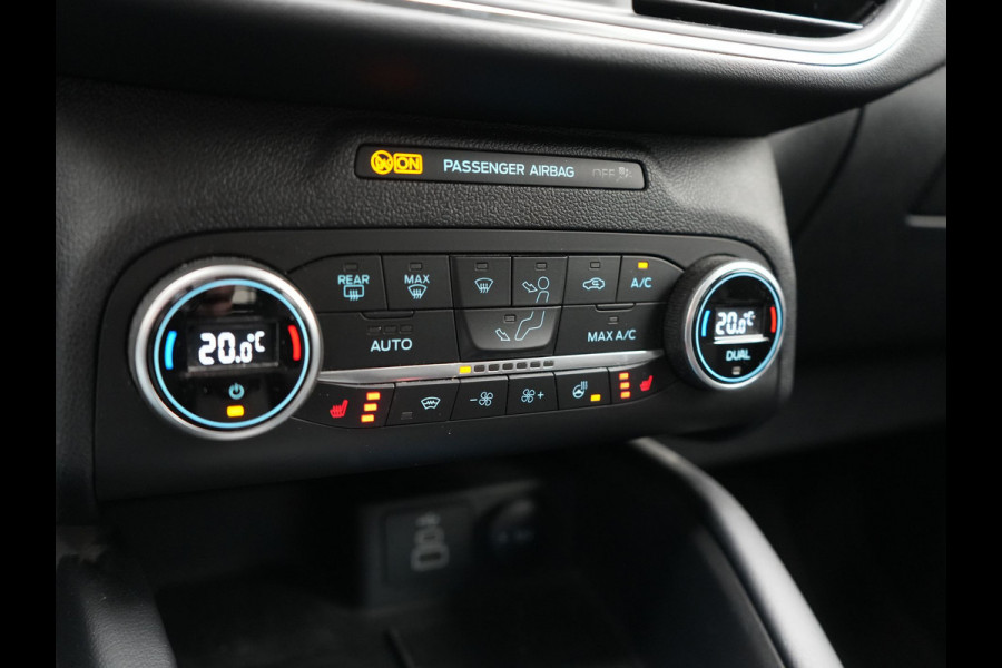 Ford Kuga 2.5 PHEV Vignale 225pk Dealer O.H. | Trekhaak Afn. | Adaptive Cruise | 360 Camera | Bang & Olufsen | Lederen Sportstoelen Memory & Verwarmd | Stuur Verwarmd | Apple Carplay | Keyless | BLIS | Navigatie | DAB | Plug In Hybrid |