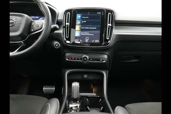 Volvo XC40 T5 Recharge R-Design PHEV 262pk | Panodak | Adaptive Cruise | Camera | Alcantara Sportstoelen Memory & Verwarmd | Stuur Verwarmd | Keyless | BLIS | Apple Carplay | Navigatie | DAB | 20"L.M | Plug in Hybrid |