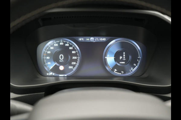 Volvo XC40 T5 Recharge R-Design PHEV 262pk | Panodak | Adaptive Cruise | Camera | Alcantara Sportstoelen Memory & Verwarmd | Stuur Verwarmd | Keyless | BLIS | Apple Carplay | Navigatie | DAB | 20"L.M | Plug in Hybrid |