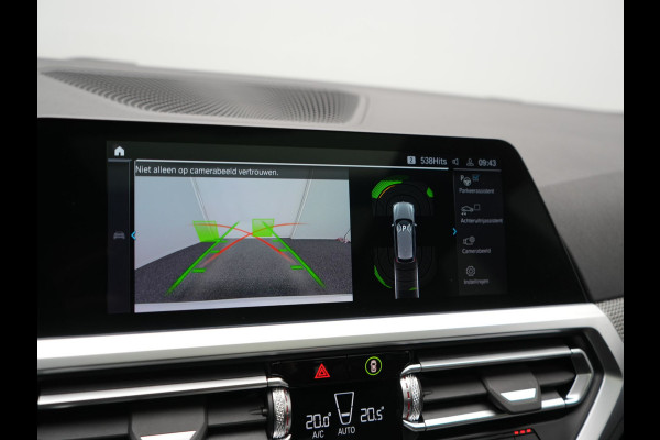 BMW 3 Serie Touring 330e M Sport PHEV 293pk Dealer O.H. | Panodak | Laser LED | Head Up | Adaptief Onderstel | Camera | Lederen Sportstoelen & Stuur Verwarmd | Sfeerverlichting | Keyless | BLIS | Apple Carplay | Virtual | Navigatie | DAB | Plug In Hybrid |