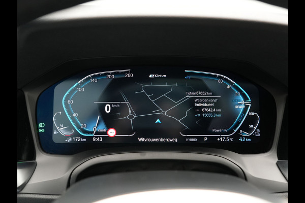 BMW 3 Serie Touring 330e M Sport PHEV 293pk Dealer O.H. | Panodak | Laser LED | Head Up | Adaptief Onderstel | Camera | Lederen Sportstoelen & Stuur Verwarmd | Sfeerverlichting | Keyless | BLIS | Apple Carplay | Virtual | Navigatie | DAB | Plug In Hybrid |