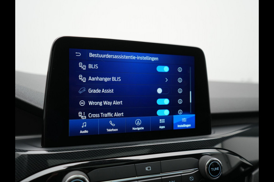 Ford Kuga 2.5 PHEV ST-Line X 225pk Dealer O.H. | Trekhaak Af Fabriek | Panodak | Adaptive Cruise | Head Up | 360 Camera | Bang & Olufsen | Alcantara Sporstoelen Verwarmd | Stuur Verwarmd | Blis | Keyless | Navigatie | DAB | 20"L.M | Plug In Hybrid |
