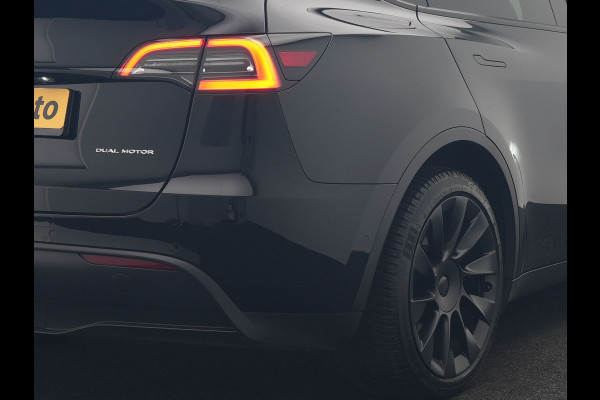 Tesla Model Y Long Range AWD 75 kWh 441pk | Full Self-Driving Capability | Panodak | Adaptive Cruise | 360 Camera | Lederen Sportstoelen Memory & Verwarmd | Navigatie |