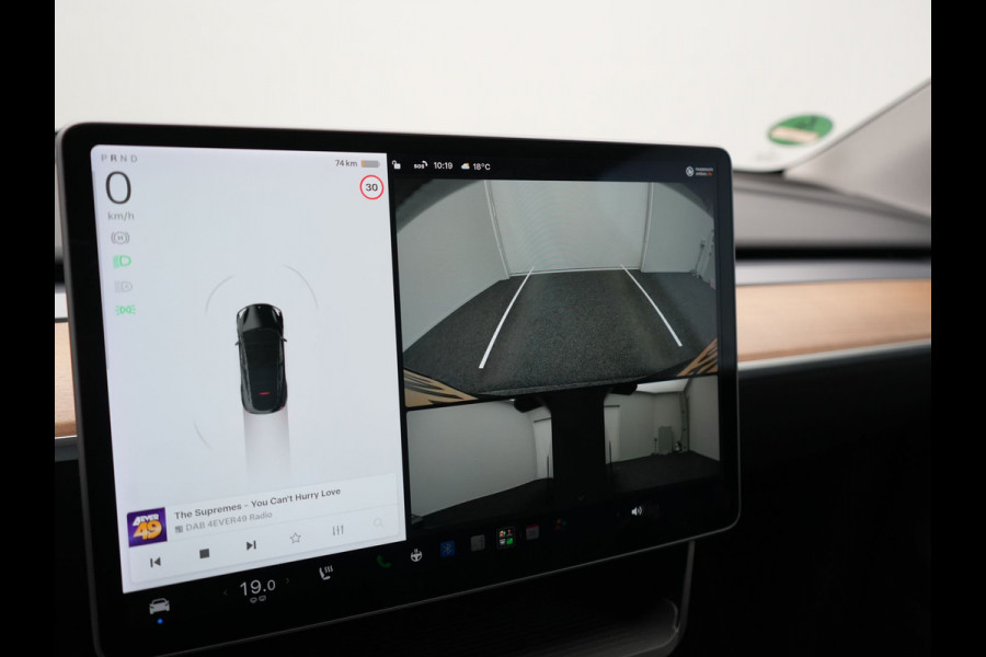 Tesla Model Y Long Range AWD 75 kWh 441pk | Full Self-Driving Capability | Panodak | Adaptive Cruise | 360 Camera | Lederen Sportstoelen Memory & Verwarmd | Navigatie |