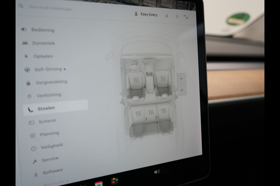 Tesla Model Y Long Range AWD 75 kWh 441pk | Full Self-Driving Capability | Panodak | Adaptive Cruise | 360 Camera | Lederen Sportstoelen Memory & Verwarmd | Navigatie |