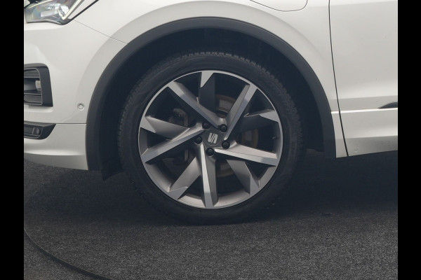 Seat Tarraco 1.4 TSI e-Hybrid PHEV FR Business Intense 245pk Dealer O.H | Trekhaak Af Fabriek | Panodak | Adaptive Cruise | 360 Camera | Sportstoelen Memory & Verwarmd | Keyless | Blis | Stuur Verwarmd | Apple Carplay | Sfeerverlichting | Navigatie | DAB | 20"L.M | Plug In Hybrid