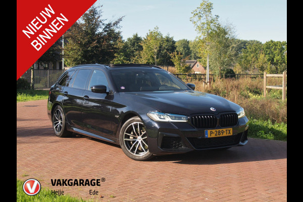 BMW 5 Serie Touring 530e Business Edition Plus | M-Pakket | Panoramadak | Trekhaak | Camera | Sfeerverlichting | NL-Auto |